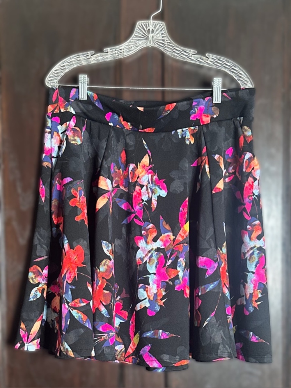 torrid Mini Scuba Skater Skirt with Multicolor Floral Print - Picture 5 of 8